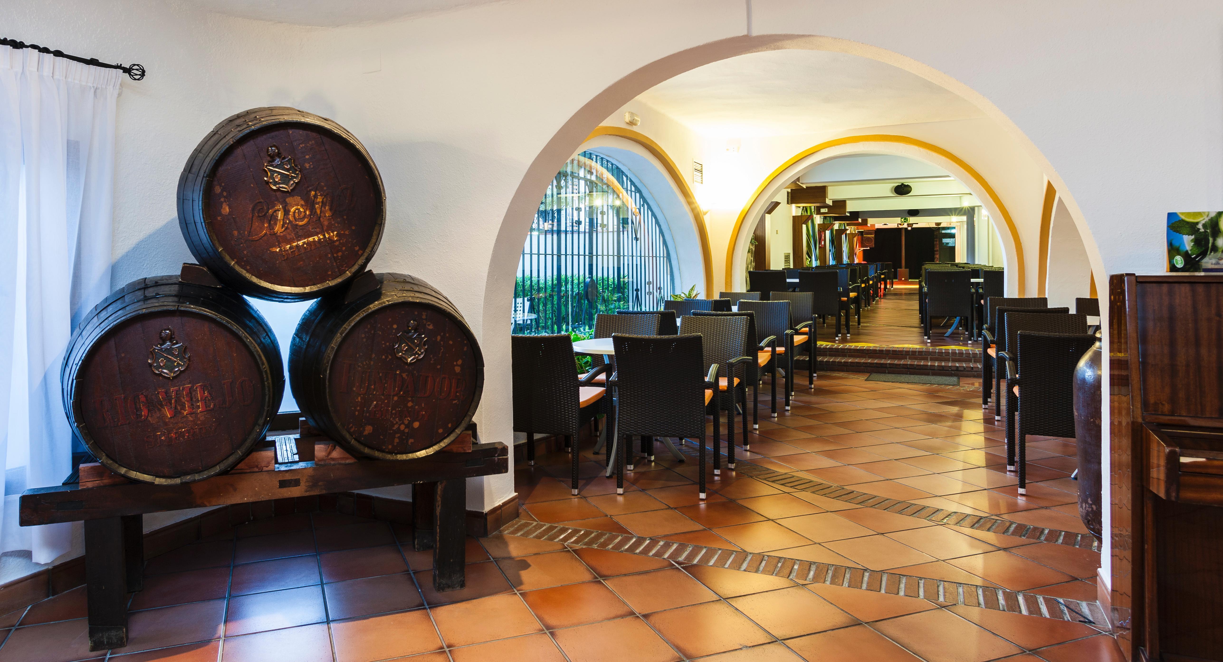 Globales Cortijo Blanco Hotel Marbella Bagian luar foto