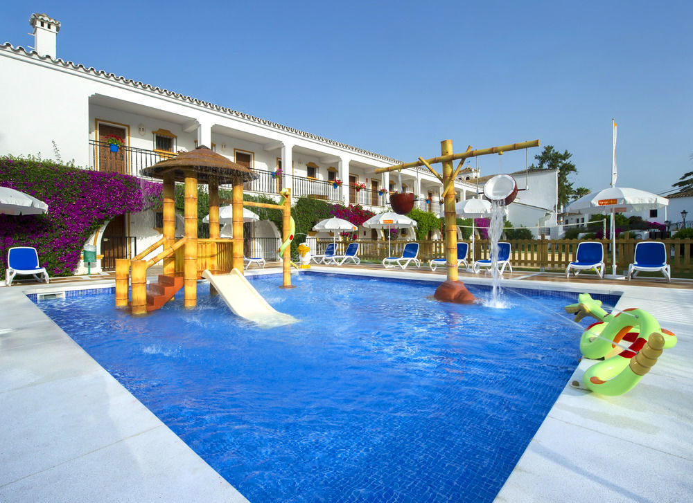 Globales Cortijo Blanco Hotel Marbella Bagian luar foto