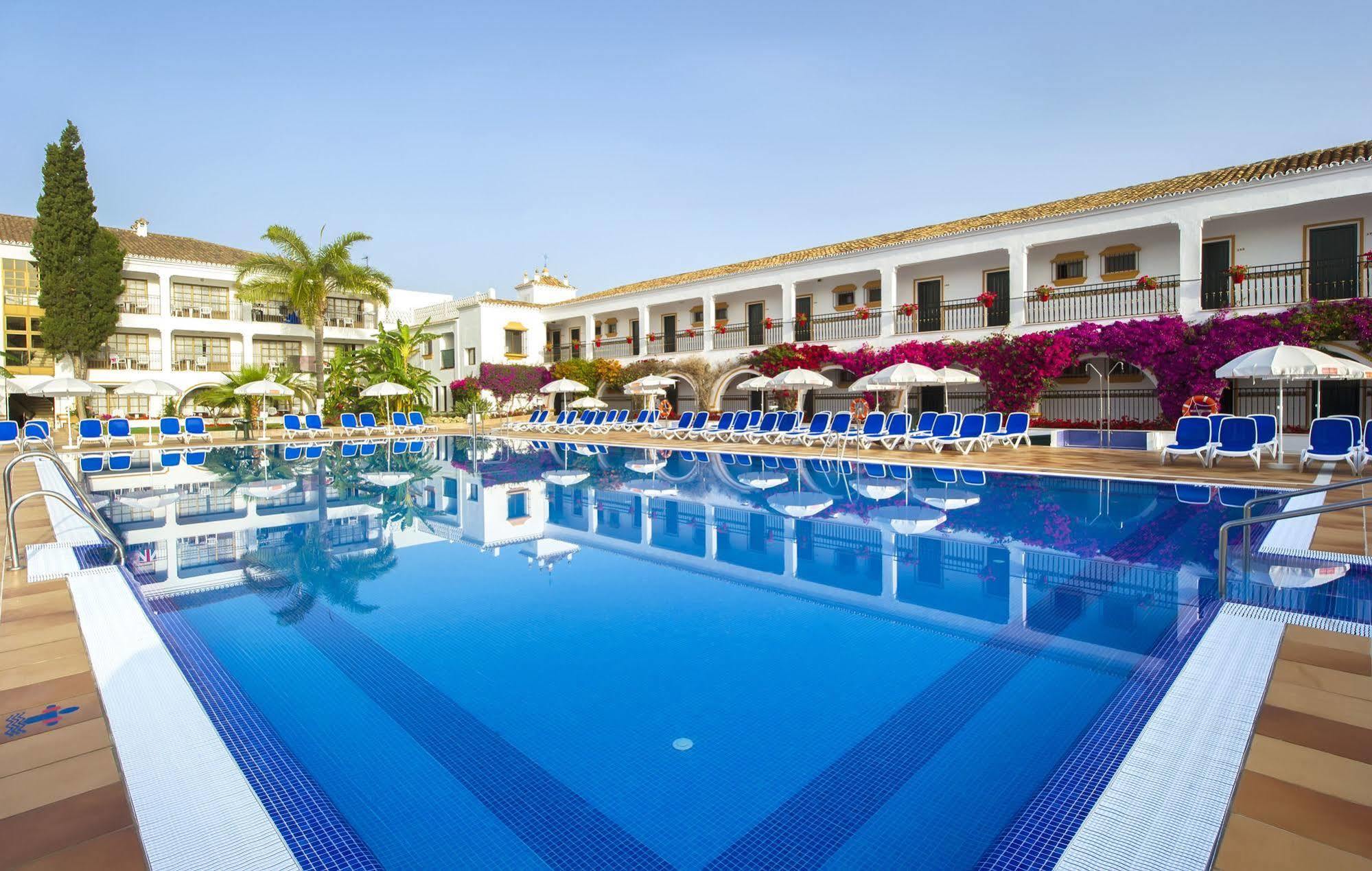 Globales Cortijo Blanco Hotel Marbella Bagian luar foto
